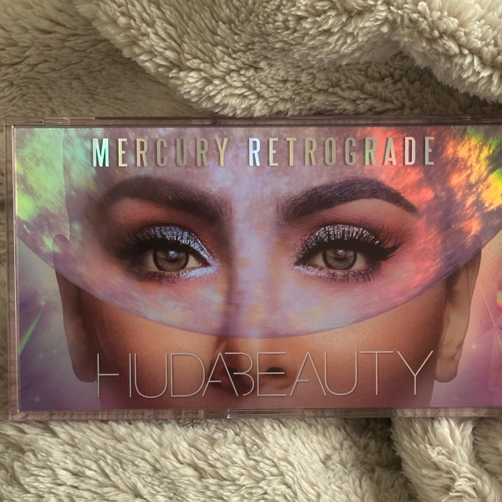 Huda Beauty Mercury Retrograde BNWOB